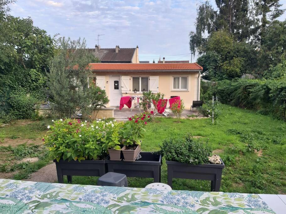 Appart T2 Proche Aeroport Roissy Appartement Tremblay-en-France Buitenkant foto